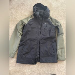 Men’s Oakley Coat size Small